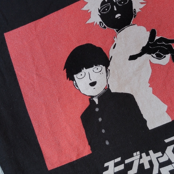 Mob Psycho graphic tee - Picture 2 of 3